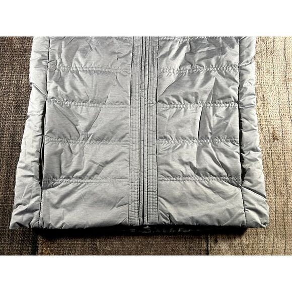 Nike Essential Filled Puffer Vest FTBL Red/Grey AQ3568-06 Size Womens Medium - Picture 4 of 9